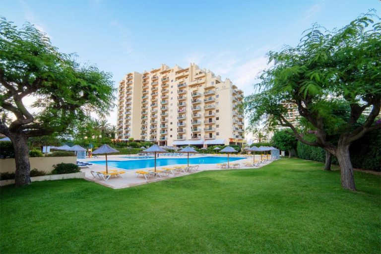 Imagem da campanha Club Amarilis – Apartamentos no Algarve Perto da Praia