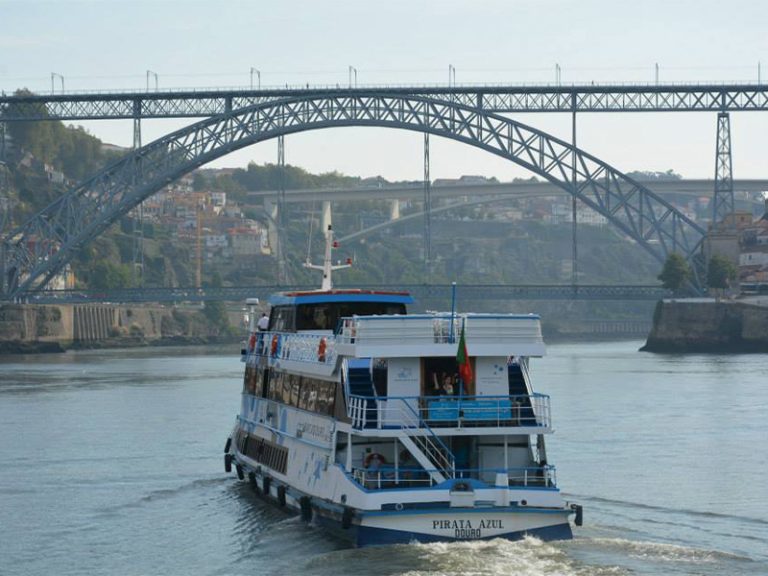 Imagem da campanha Porto ⇄ Régua (Descida) – Cruzeiro no Douro durante a semana